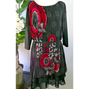 NWT Desigual Black Graphic Print Pleated Dress-Women's 8